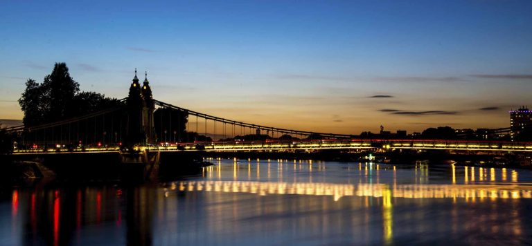 Hammersmith Bridge by Victor Cudjoe - Unsplash